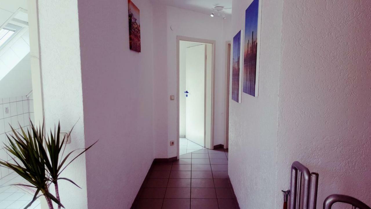 White House 'Privatzimmer' Mannheim Esterno foto